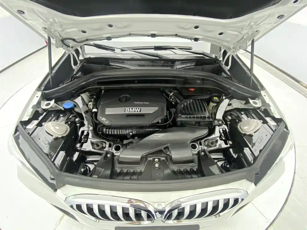 BMW BMW X1 2020 sDrive25Li Leading Edition 2020 - thumbnail 12