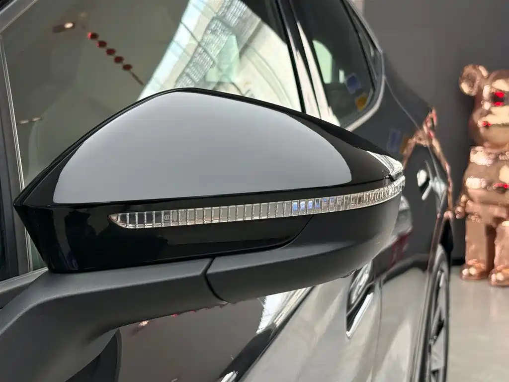 Volkswagen Volkswagen ID. UNYX 06 2024 Ultra Long Range 2025 - thumbnail 8