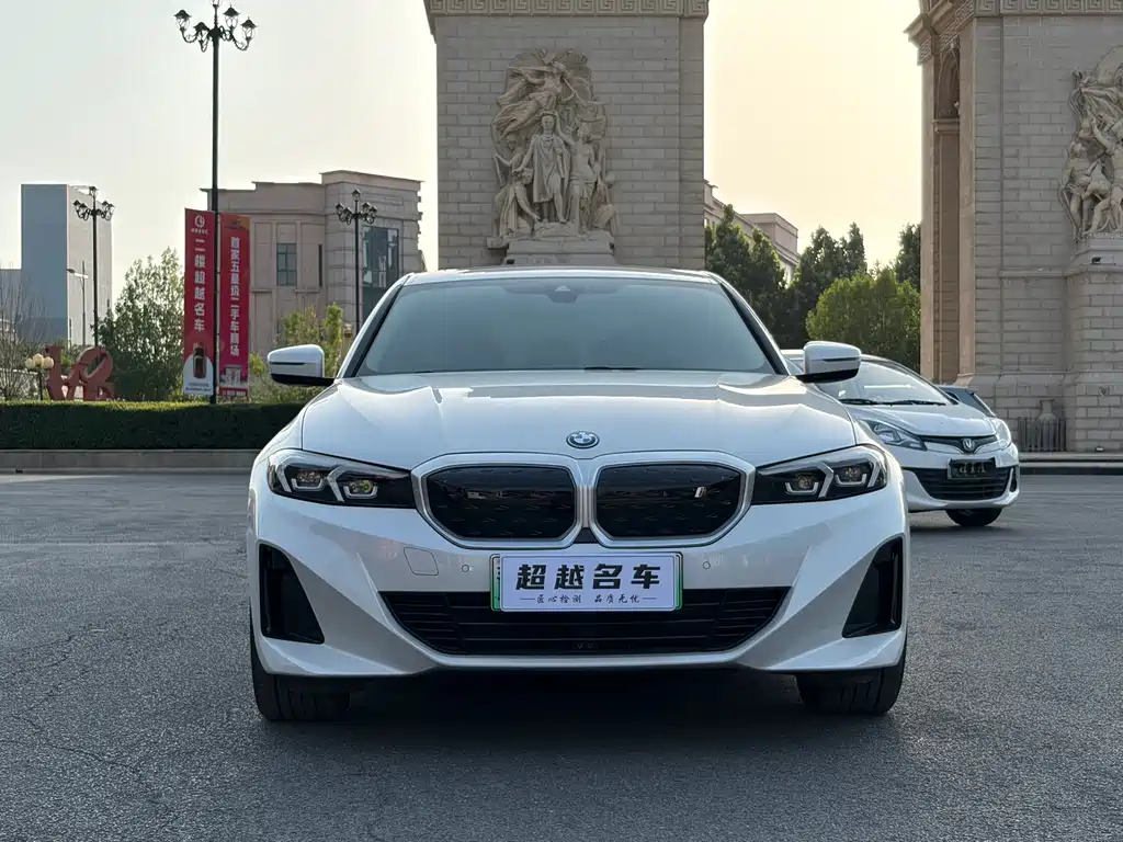 BMW BMW i3 2024 eDrive 35 L 2024 - thumbnail 2