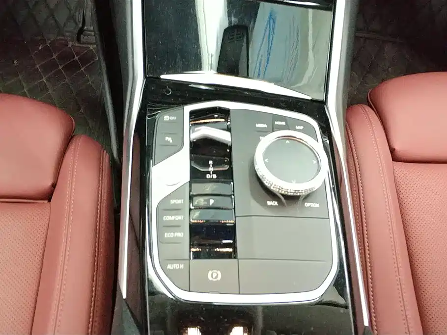 BMW BMW i3 eDrive 35 L 2023 - thumbnail 16