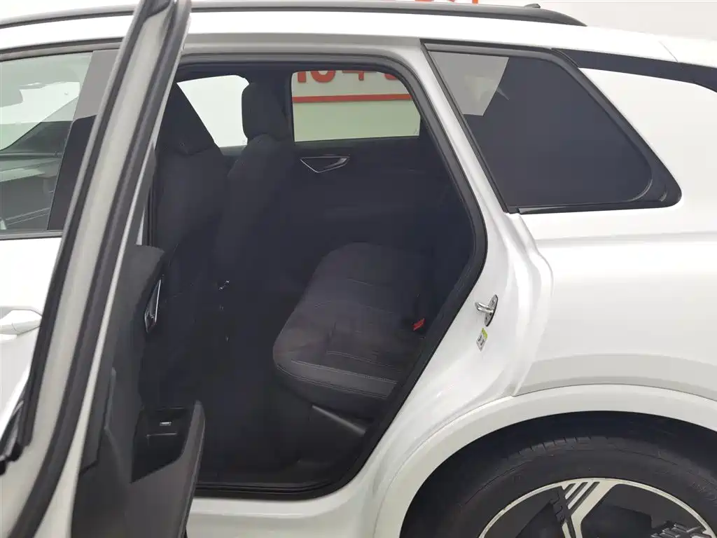 Audi Audi Q4 e-tron 2023 40 e-tron Edition 2024 - thumbnail 15