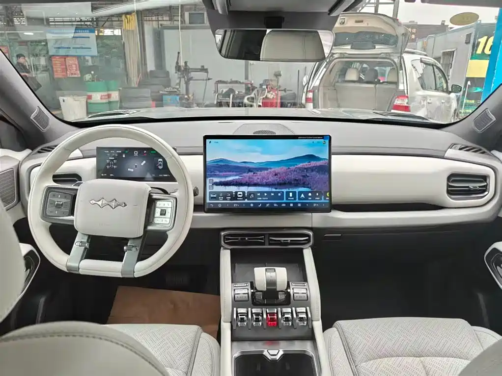 Fang Cheng Bao Titan 3 2025 501KM AWD Ultra 2025 - thumbnail 10