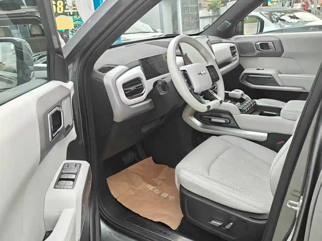 Fang Cheng Bao Titan 3 2025 501KM AWD Ultra 2025 - thumbnail 13