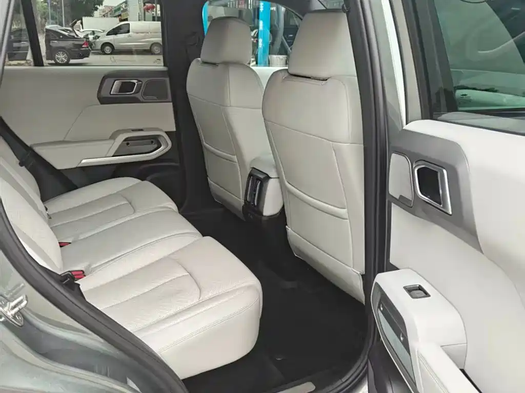 Fang Cheng Bao Titan 3 2025 501KM AWD Ultra 2025 - thumbnail 15
