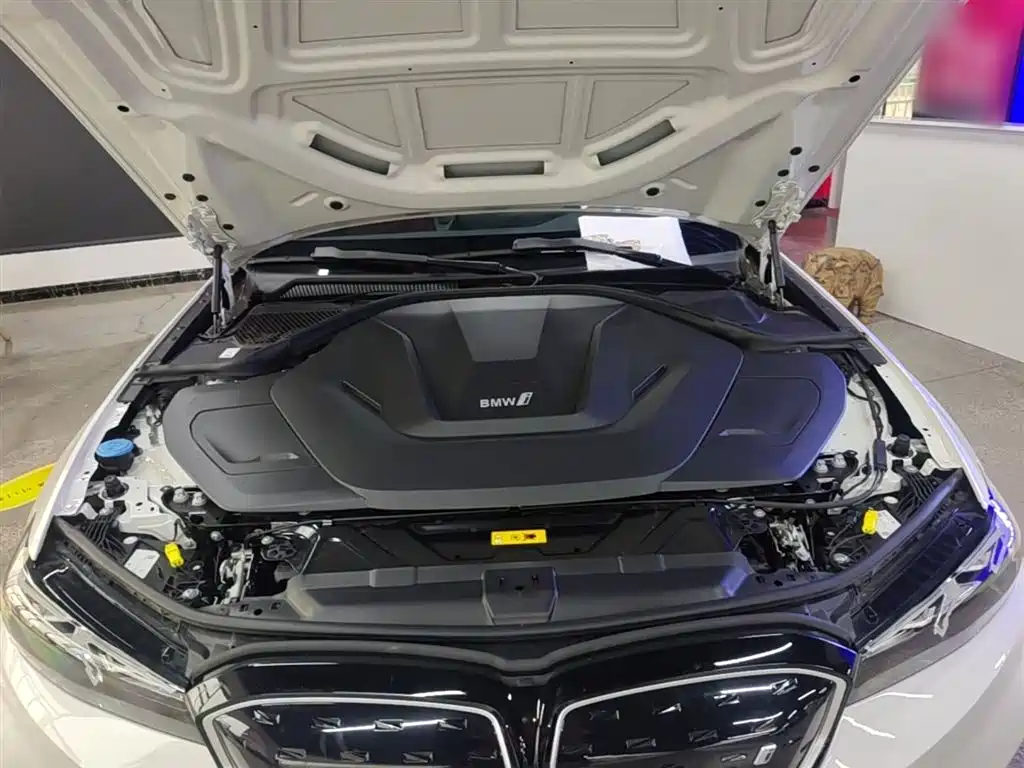 BMW BMW i3 eDrive 40 L Night Edition 2024 - thumbnail 20