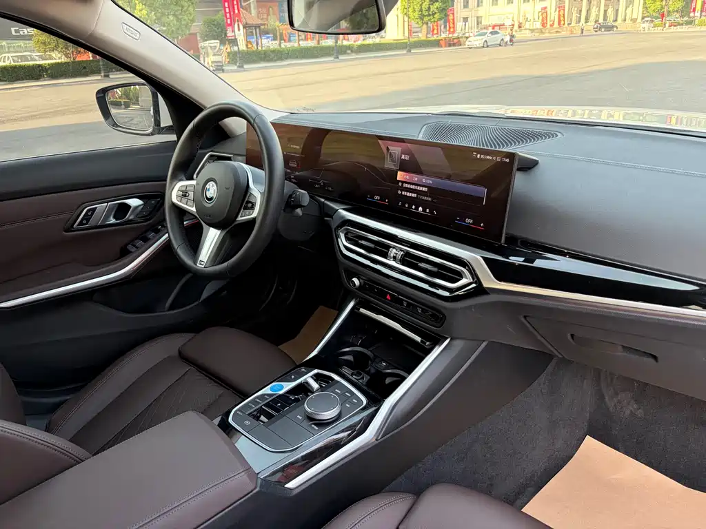 BMW BMW i3 2024 eDrive 35 L 2024 - thumbnail 10