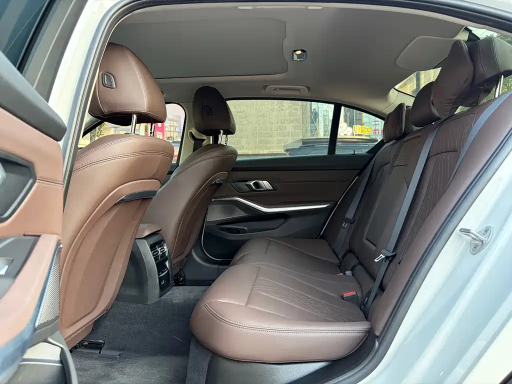 BMW BMW i3 2024 eDrive 35 L 2024 - thumbnail 11