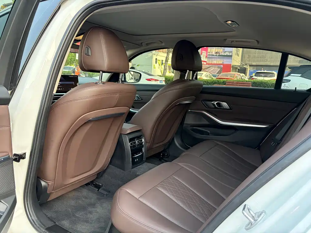 BMW BMW i3 2024 eDrive 35 L 2024 - thumbnail 12