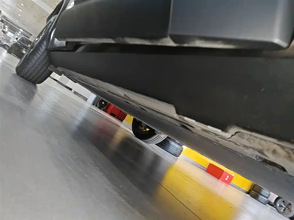 Fang Cheng Bao Taycan 3 2025 501KM RWD Ultra 2026 - thumbnail 21