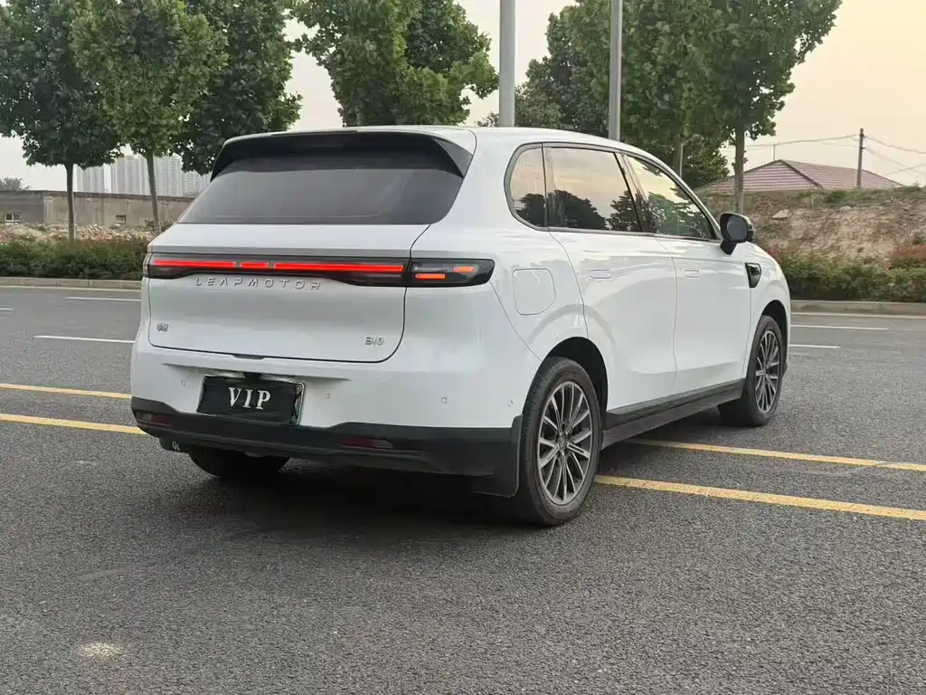 零跑汽车 零跑B10 2025款 510悦享版 2025 - thumbnail 9