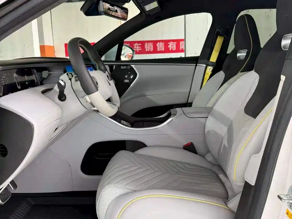 阿维塔 阿维塔11 2022款 长续航双电机奢享版 4座 2023 - thumbnail 13