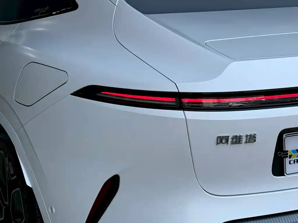 阿维塔 阿维塔11 2022款 长续航双电机奢享版 4座 2023 - thumbnail 30