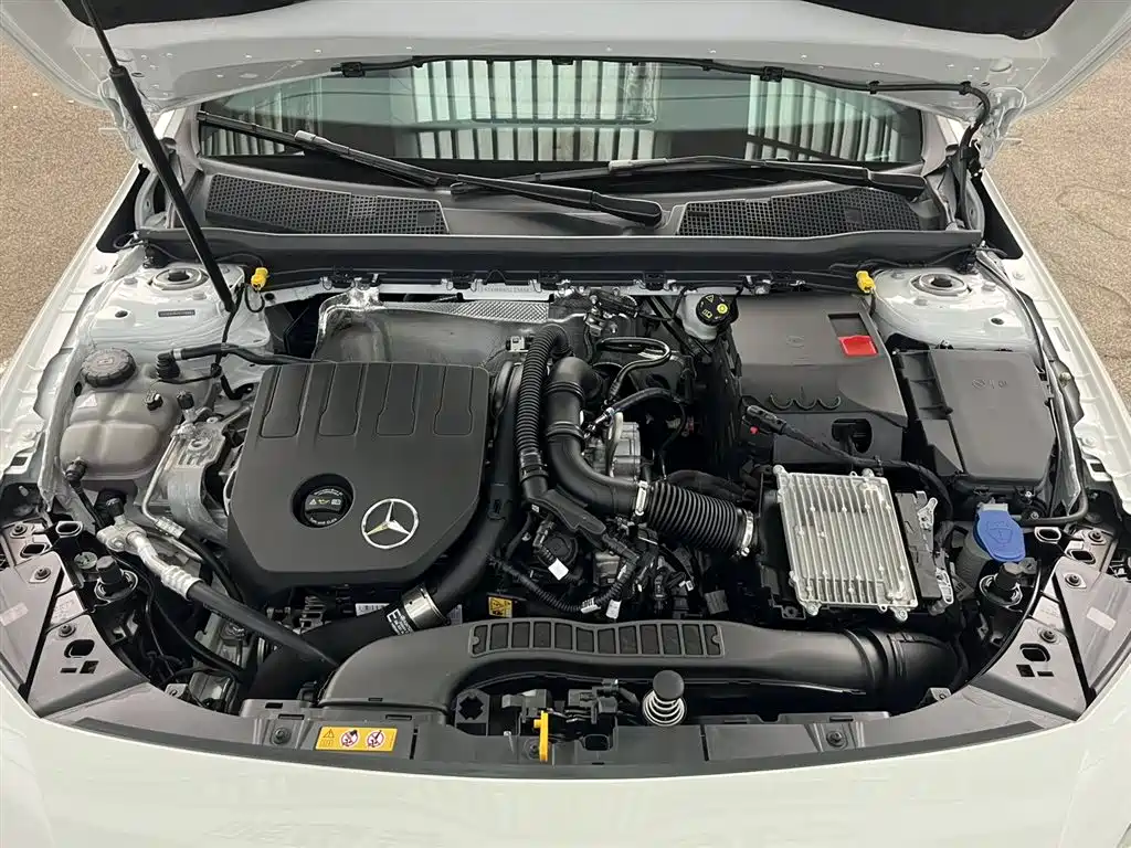 Mercedes-Benz Mercedes-Benz A-Class 2025 A 200 L Fashion Edition 2025 - thumbnail 8