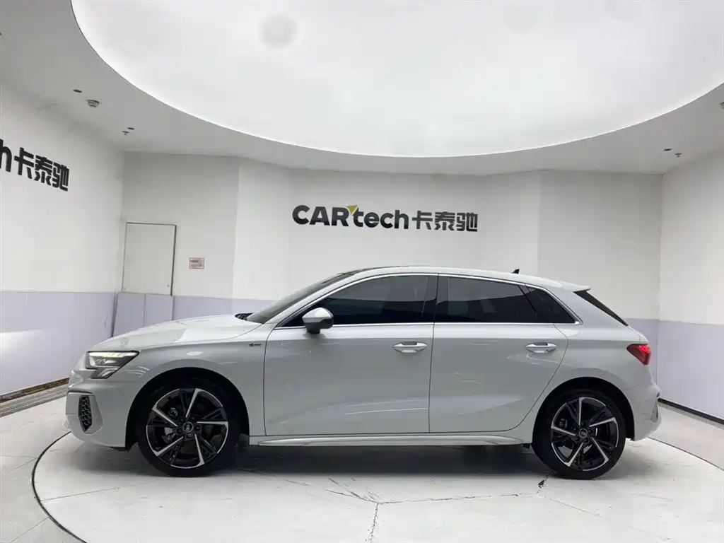 Audi Audi A3 2024 Sportback 35 TFSI Fashion Sport 2024 - thumbnail 8