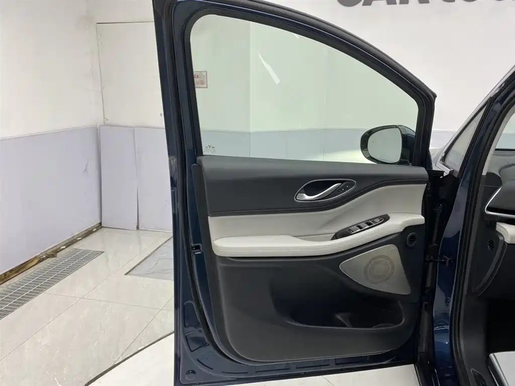 Voyah Voyah Dreamer 2025 PHEV AWD Flagship Kunpeng Edition 2025 - thumbnail 18
