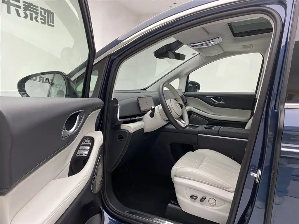 Voyah Voyah Dreamer 2025 PHEV AWD Flagship Kunpeng Edition 2025 - thumbnail 19