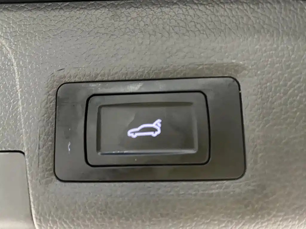 Voyah Voyah Dreamer 2025 PHEV AWD Flagship Kunpeng Edition 2025 - thumbnail 25