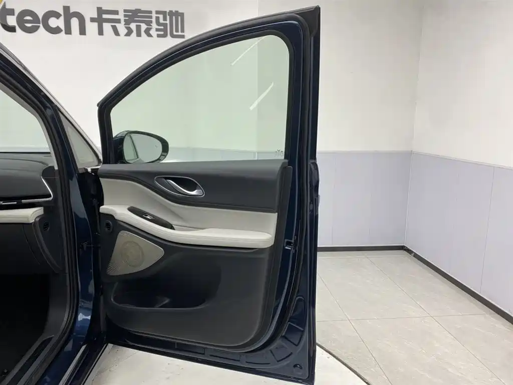 Voyah Voyah Dreamer 2025 PHEV AWD Flagship Kunpeng Edition 2025 - thumbnail 30