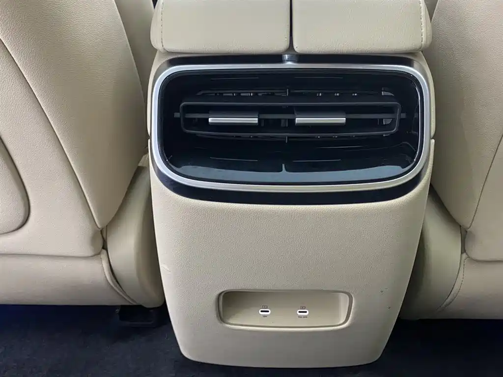 AITO AITO M5 2024 EREV Max RS AWD Advanced Intelligent Driving Edition 2024 - thumbnail 23