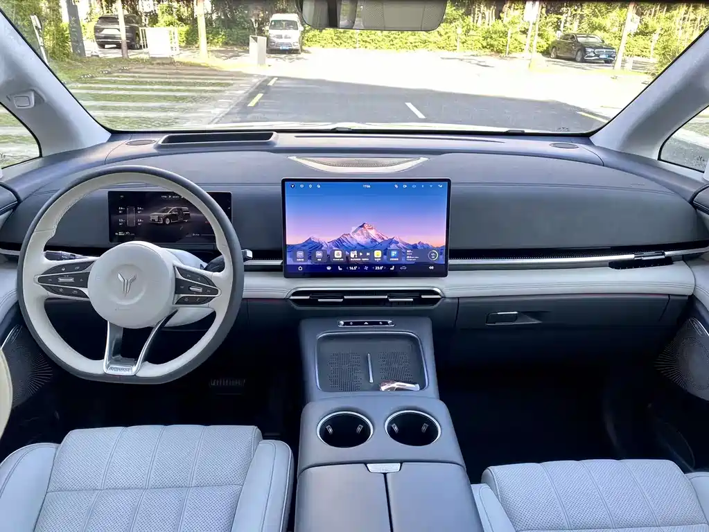 Voyah Voyah Dreamer 2025 EV AWD Flagship Qiankun Edition 2024 - thumbnail 7