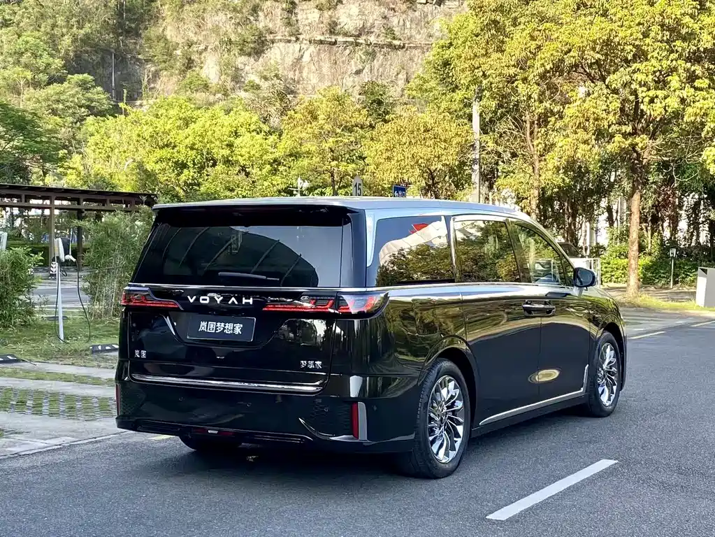 Voyah Voyah Dreamer 2025 EV AWD Flagship Qiankun Edition 2024 - thumbnail 13