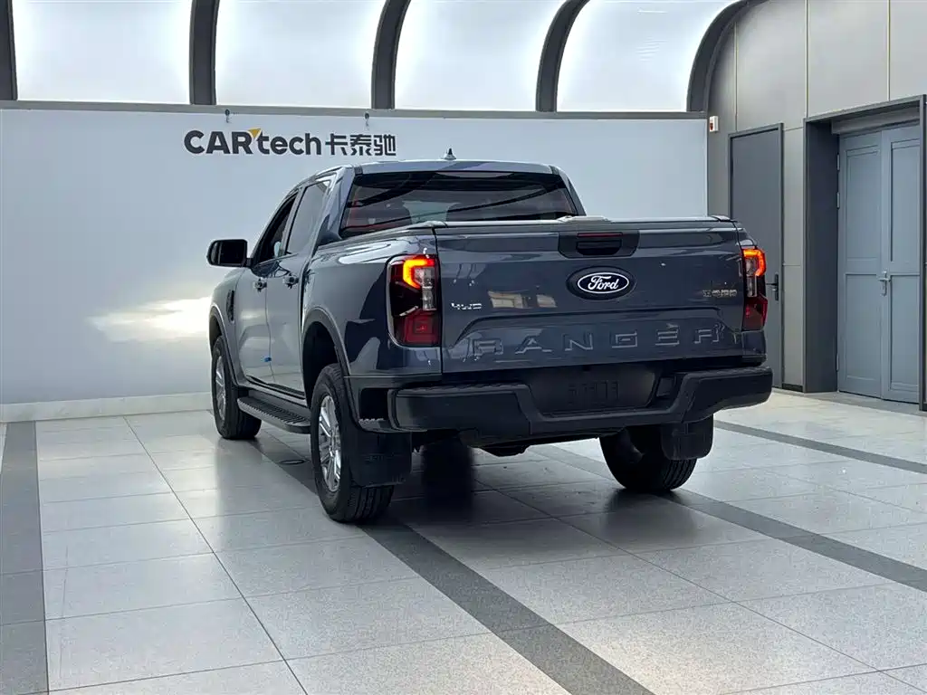 Ford Ford Ranger 2023 Wildtrak 4WD Automatic Gasoline 2024 - thumbnail 4