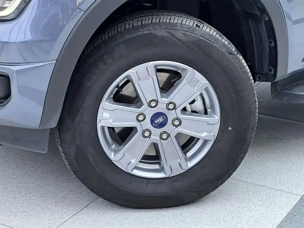 Ford Ford Ranger 2023 Wildtrak 4WD Automatic Gasoline 2024 - thumbnail 6