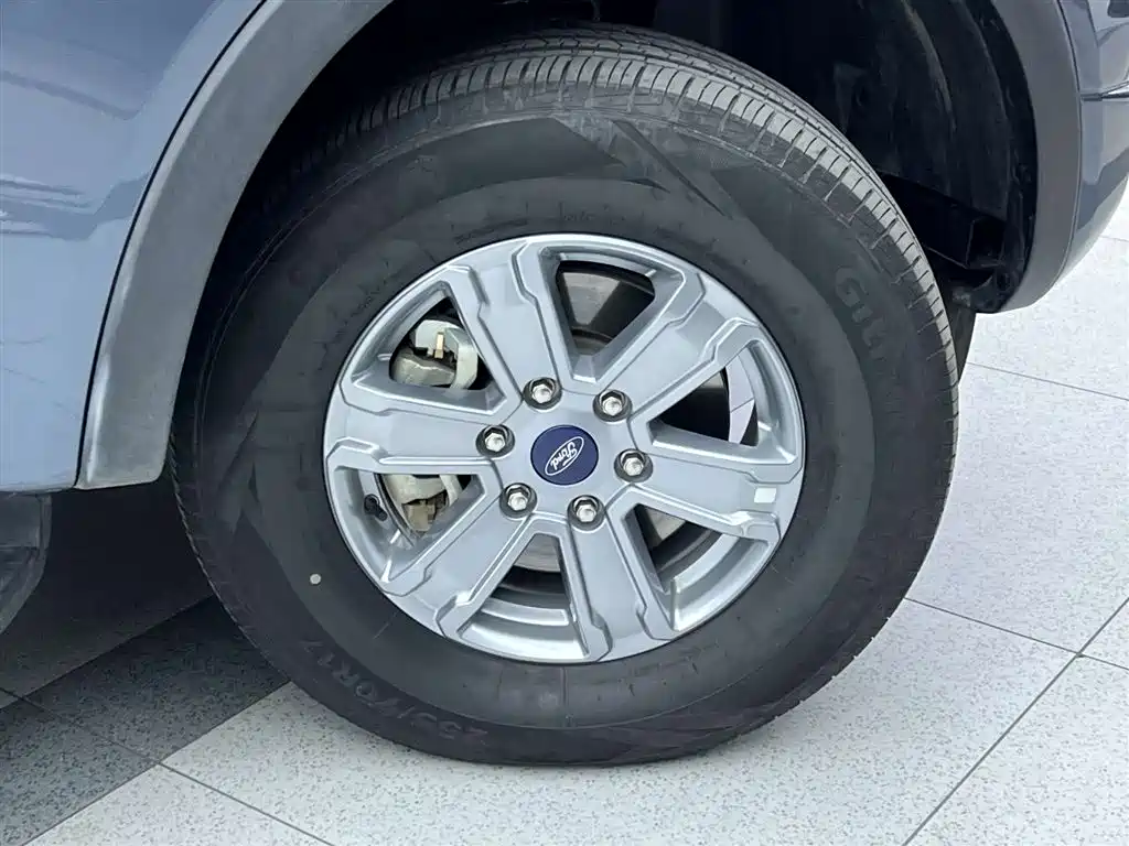 Ford Ford Ranger 2023 Wildtrak 4WD Automatic Gasoline 2024 - thumbnail 8