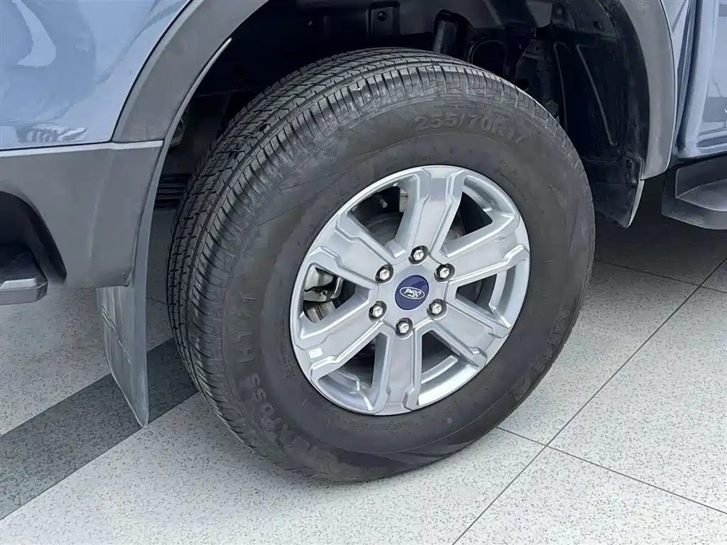 Ford Ford Ranger 2023 Wildtrak 4WD Automatic Gasoline 2024 - thumbnail 9