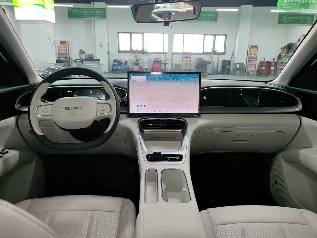 Geely Galaxy Geely Xingyuan 2025 UP 410km Exploration Edition 2025 - thumbnail 5