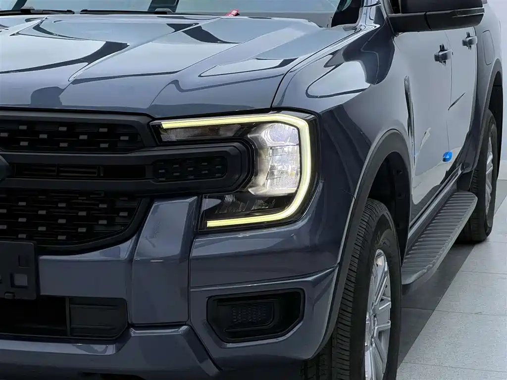 Ford Ford Ranger 2023 Wildtrak 4WD Automatic Gasoline 2024 - thumbnail 13