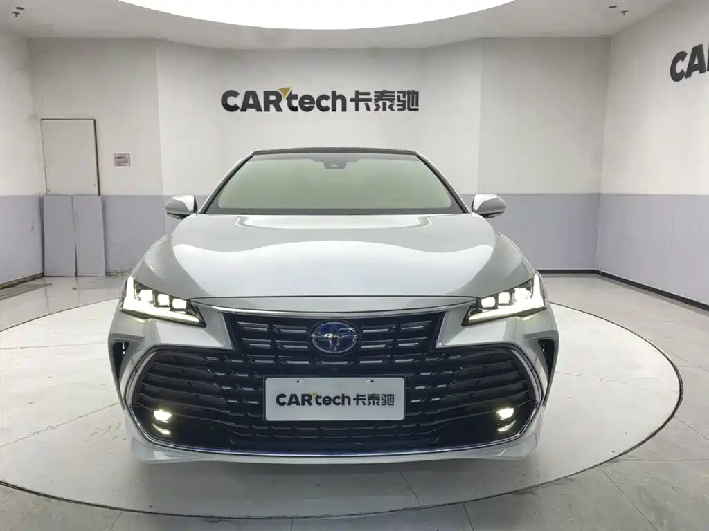 Toyota Avalon 2023 Hybrid 2.5L XLE Premium Edition 2024 - thumbnail 3