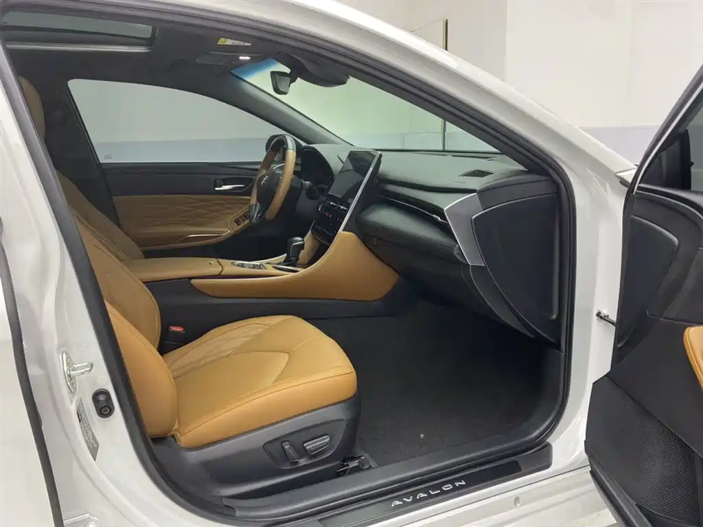 Toyota Avalon 2023 Hybrid 2.5L XLE Premium Edition 2024 - thumbnail 18