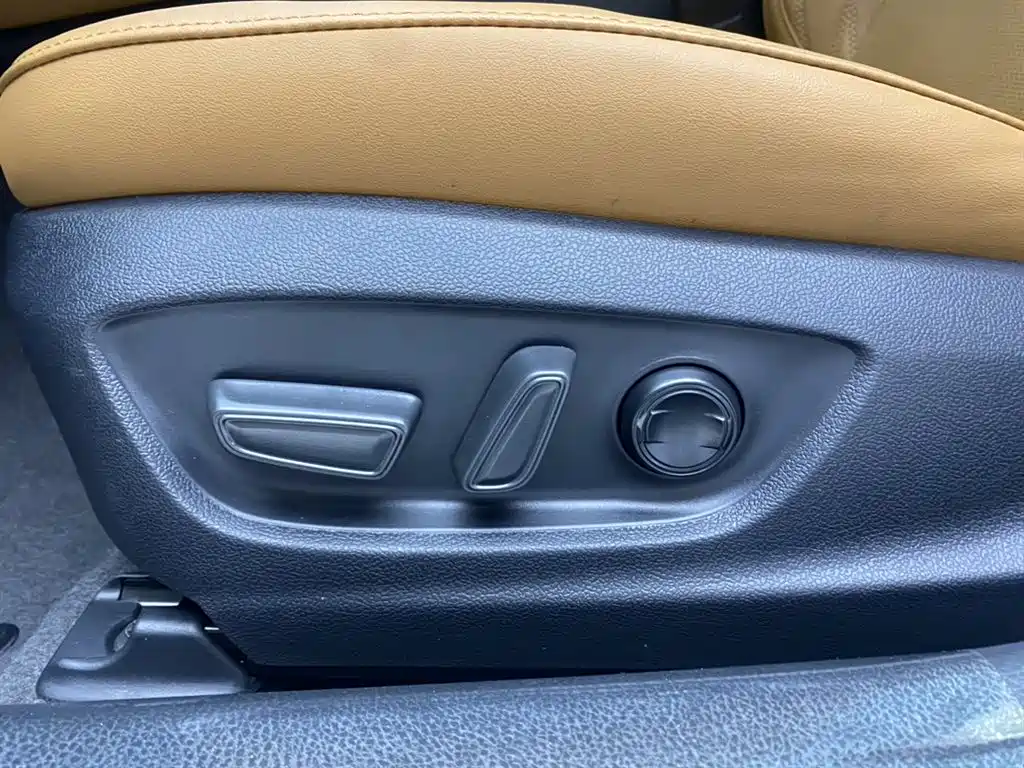 Toyota Avalon 2023 Hybrid 2.5L XLE Premium Edition 2024 - thumbnail 26