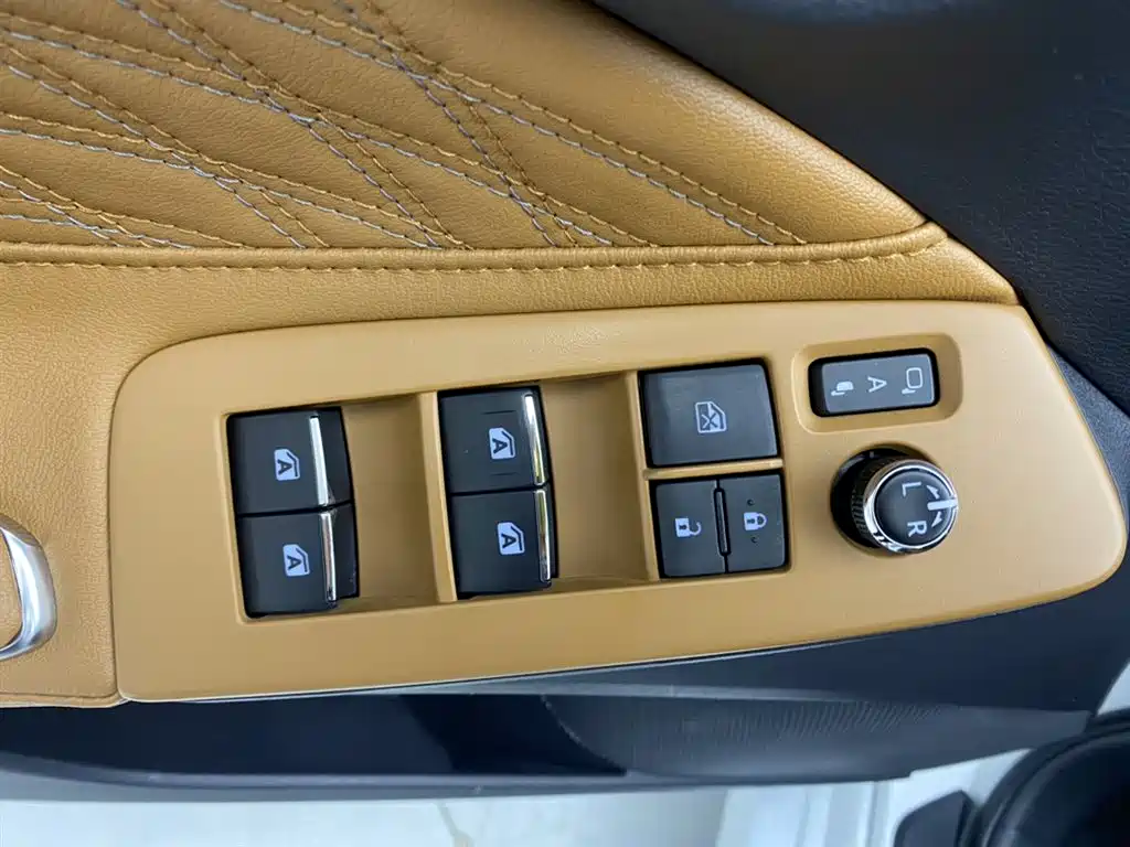 Toyota Avalon 2023 Hybrid 2.5L XLE Premium Edition 2024 - thumbnail 27