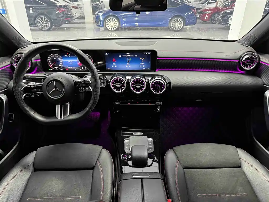 Mercedes-Benz Mercedes-Benz A-Class 2024 A 200 L Fashion 2024 - thumbnail 8