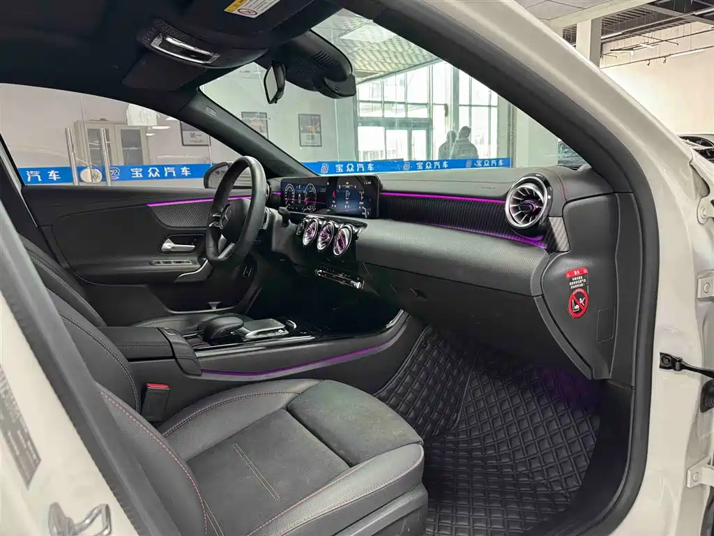Mercedes-Benz Mercedes-Benz A-Class 2024 A 200 L Fashion 2024 - thumbnail 12