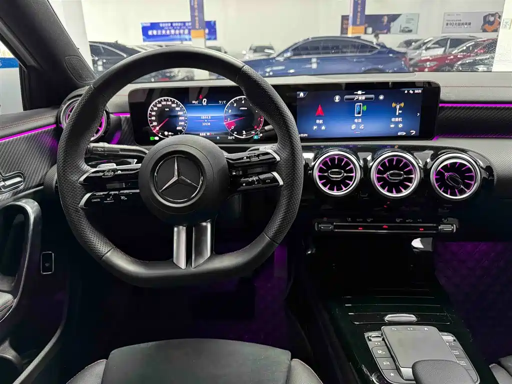 Mercedes-Benz Mercedes-Benz A-Class 2024 A 200 L Fashion 2024 - thumbnail 17