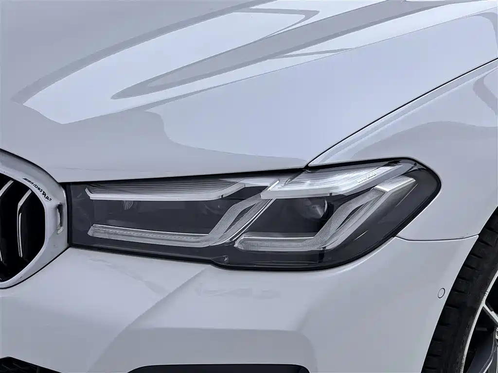 BMW BMW 5 Series 2022 Facelift 525Li M Sport Package 2022 - thumbnail 9