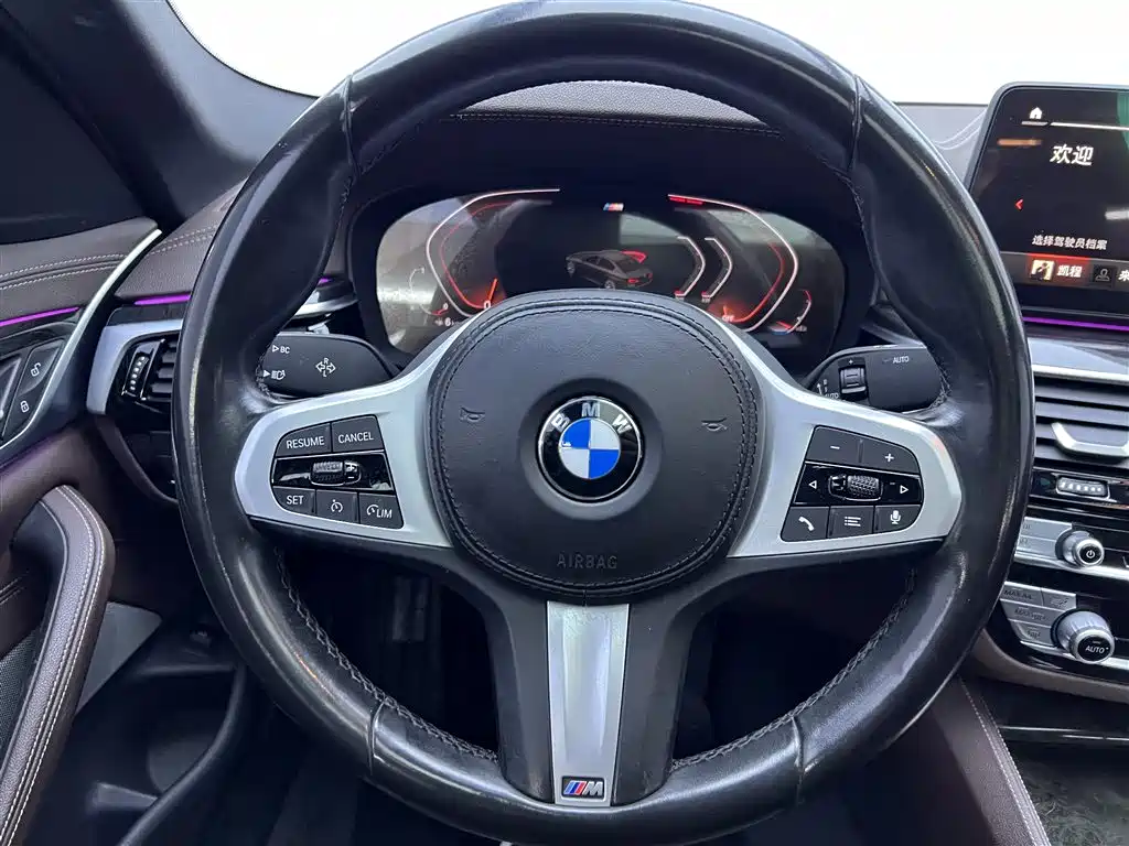 BMW BMW 5 Series 2022 Facelift 525Li M Sport Package 2022 - thumbnail 15