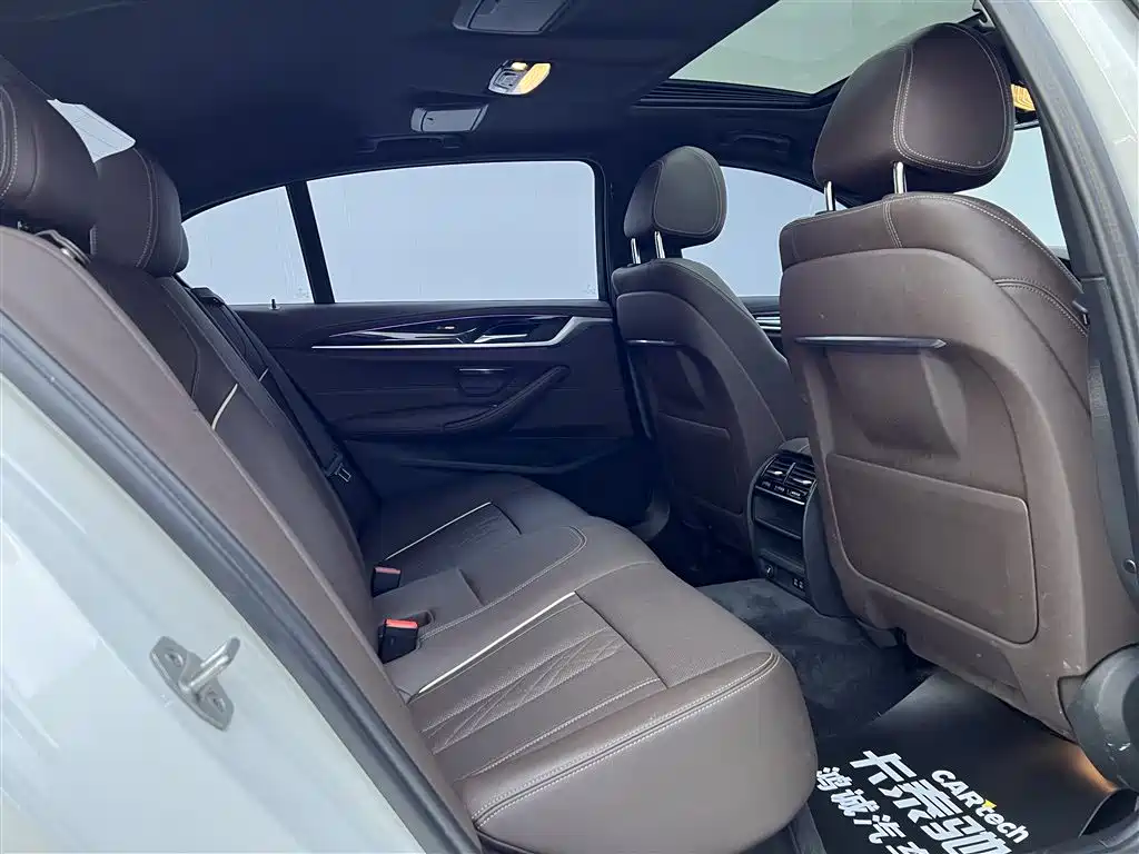 BMW BMW 5 Series 2022 Facelift 525Li M Sport Package 2022 - thumbnail 24