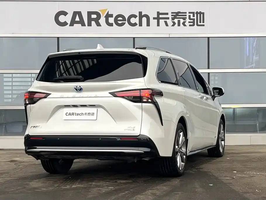 Toyota Sienna 2021 2.5L Hybrid Luxury Edition 2022 - thumbnail 3