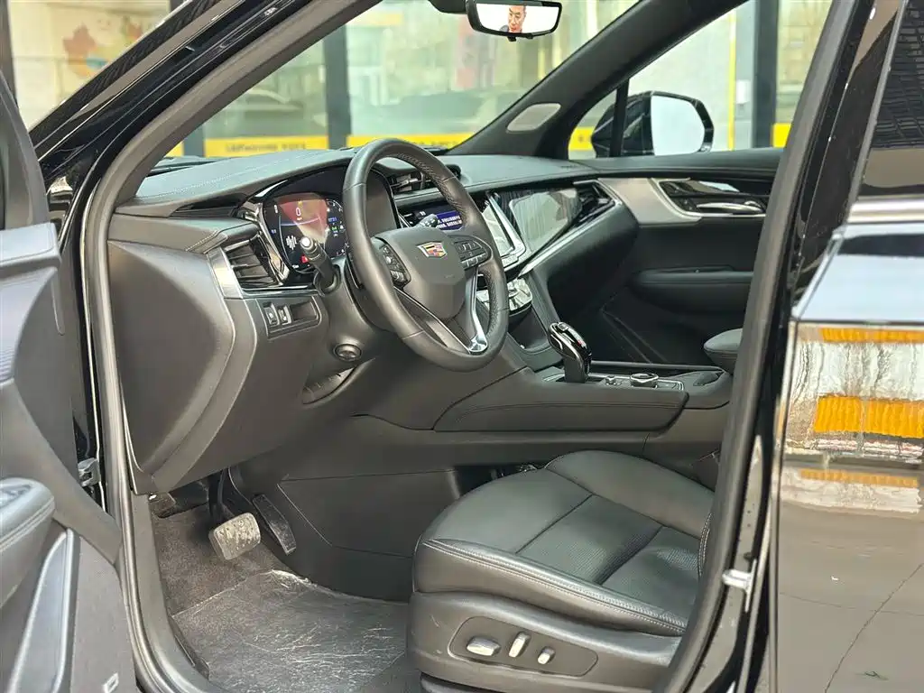 Cadillac Cadillac XT6 2025 2.0T AWD 6-Seater Luxury Executive Classic Edition 2025 - thumbnail 14