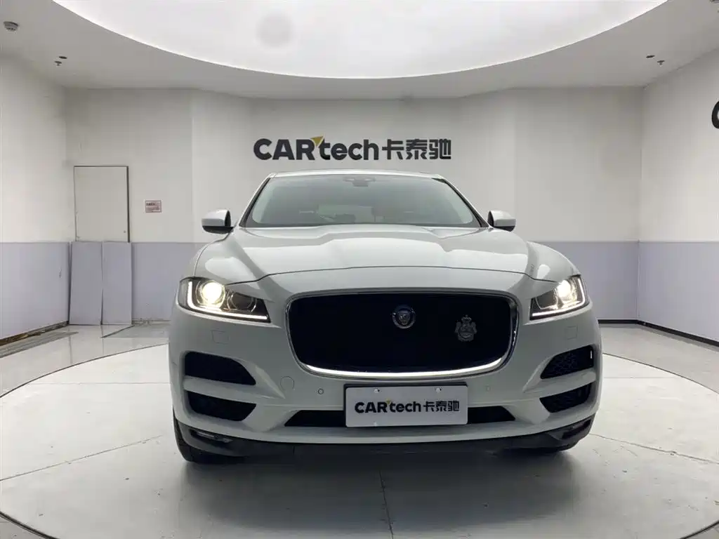 Jaguar Jaguar F-PACE 2018 2.0T AWD Urban Prestige Edition 2017 - thumbnail 3