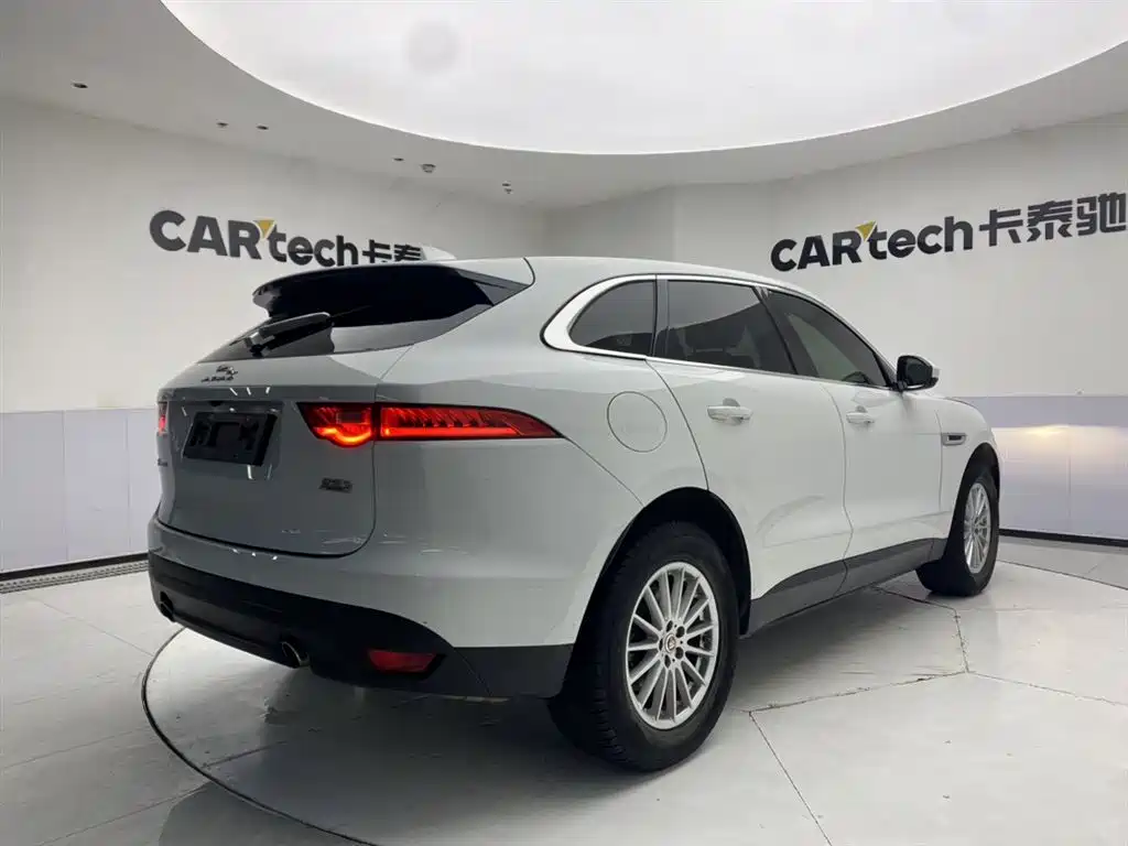 Jaguar Jaguar F-PACE 2018 2.0T AWD Urban Prestige Edition 2017 - thumbnail 5
