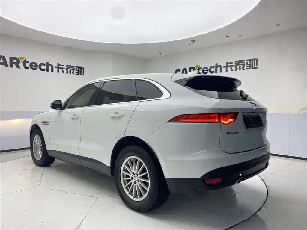 Jaguar Jaguar F-PACE 2018 2.0T AWD Urban Prestige Edition 2017 - thumbnail 7