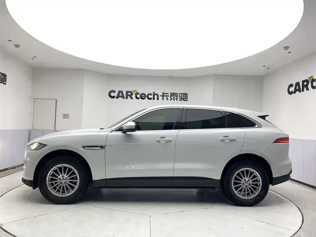 Jaguar Jaguar F-PACE 2018 2.0T AWD Urban Prestige Edition 2017 - thumbnail 8