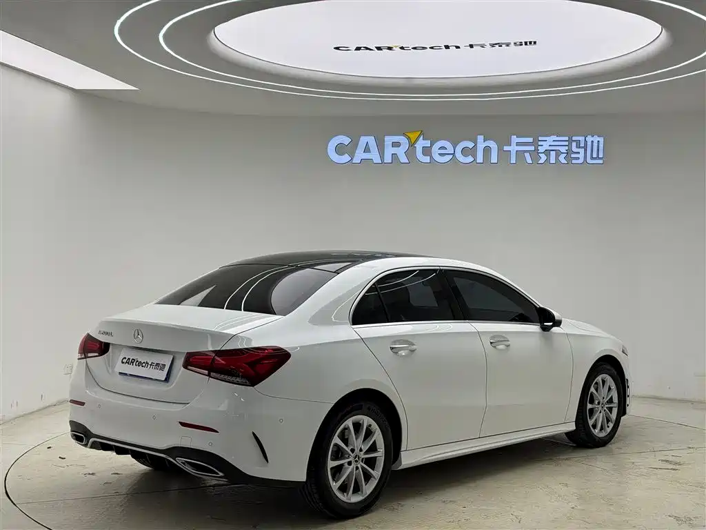 Mercedes-Benz Mercedes-Benz A-Class 2022 A 200 L Sport Sedan Dynamic 2022 - thumbnail 4
