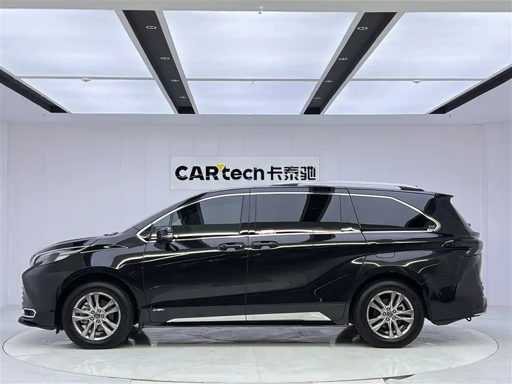 Toyota Toyota Sienna 2024 2.5L Hybrid Comfort Edition 2024 - thumbnail 8