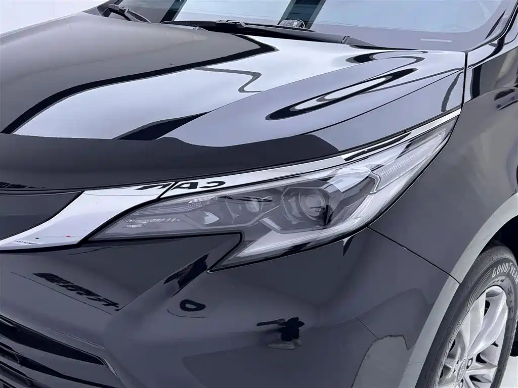 Toyota Toyota Sienna 2024 2.5L Hybrid Comfort Edition 2024 - thumbnail 9